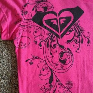 NWT!!! Roxy pink v-neck top size XL